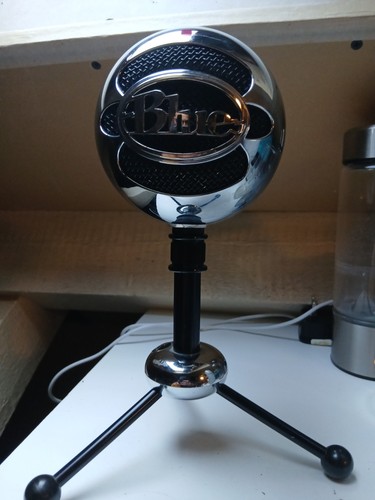 Snowball mic with - snowball,