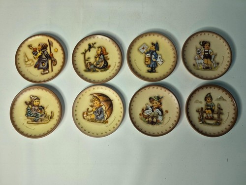 Hummel miniature - 8x,