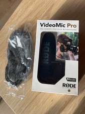 RØDE Microphones VideoMic Pro R Compact Directional on Camera Microphone