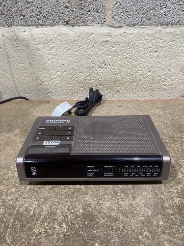 Grundig sonoclock radio - 36,