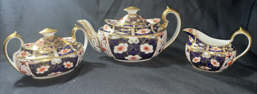 Royal crown derby - royal, imari