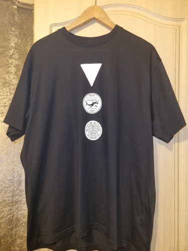 Burberry orton shark - "orton", badge