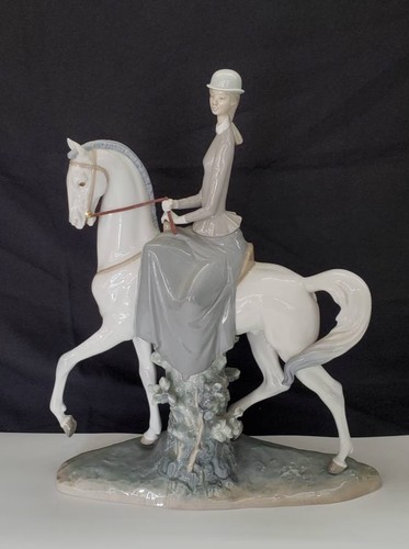 Lladro 4516 female - lladro,