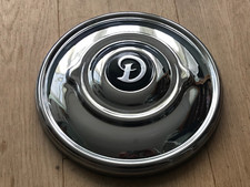 DAIMLER V8 250 AND 2-1/2" LITRE  BRAND NEW HUB CAPS AND MEDALLIONS