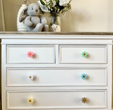 Daisy Theme Drawer Handles / Pulls / Knobs