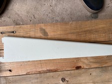 1 only Spur 470 shelf bracket