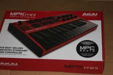 Akai Professional MPK Mini Compact Keyboard and Pad Controller
