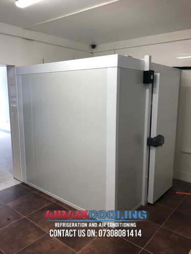 Cold room walk - room-,