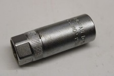 Bedford 10mm Plug Socket