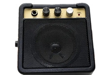 5W Mini-Amp - Guitar Amplifier