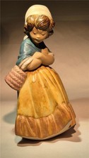 Lladro Gres Figurine  Girl