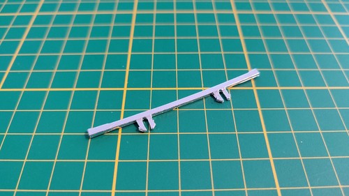 Front hood rod miniature - , 1/18