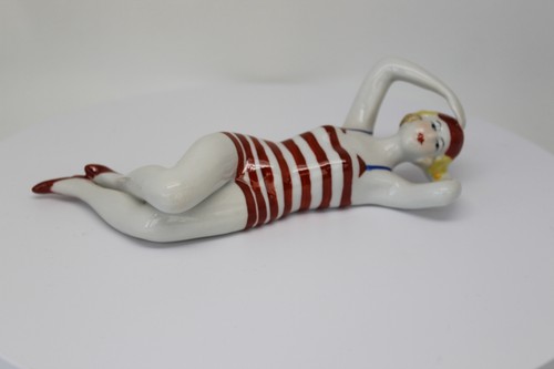 Figurine bathing beauty sexy - bathing,