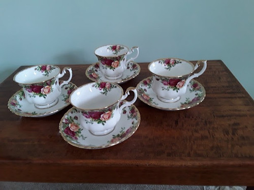 Royal albert old - 4,