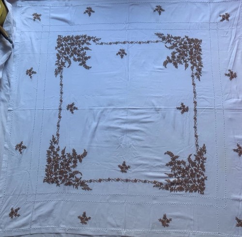 Vtg retro white tablecloth - vtg,
