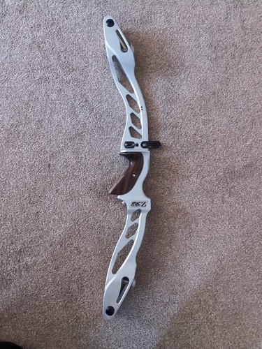 Archery riser 25 left - riser, 25"