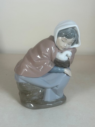 Nao lladro sleeping girl - lladro,