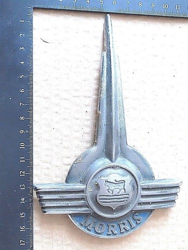 Morris minor bonnet badge - bonnet,