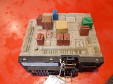  FORD ESCORT Fuse Box  2000