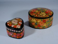 2x Hand Painted Papier Mache Trinket Boxes Floral Design