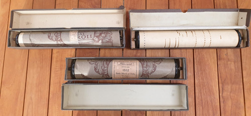 Vintage universal pianola - universal,