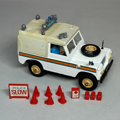 Vintage britains 9610 police - britains,