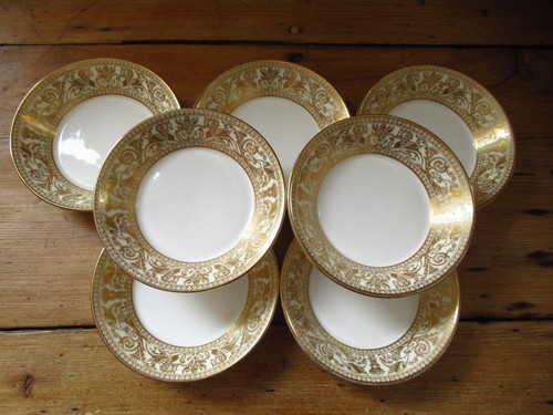 Lovely wedgwood gold - lovely,