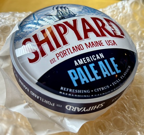 Shipyard pale ale round - shipyard,