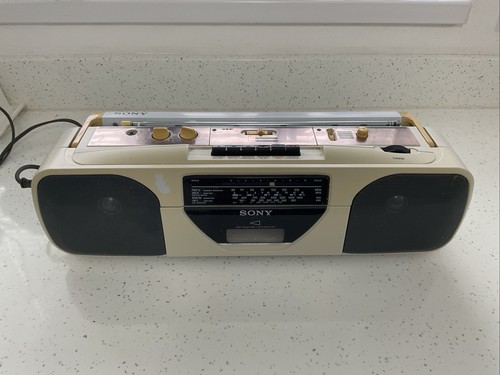 1980 vintage retro - 1980’s, sony