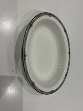 Wedgwood Amherst Platinum Oval