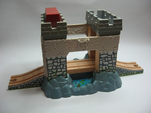 Castle draw bridge - draw,