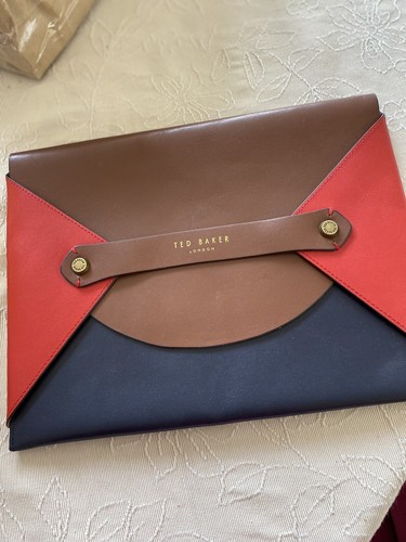 Super trendy ted baker - super,