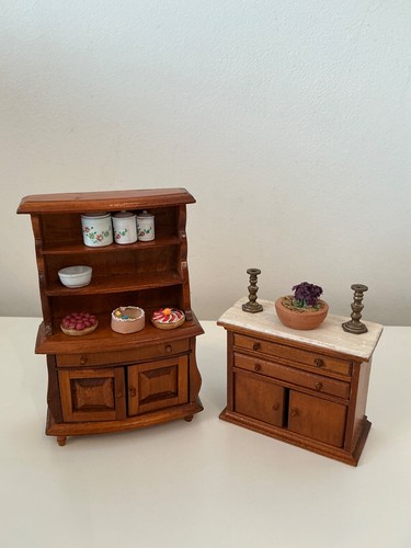 Vintage dolls house - job, lot
