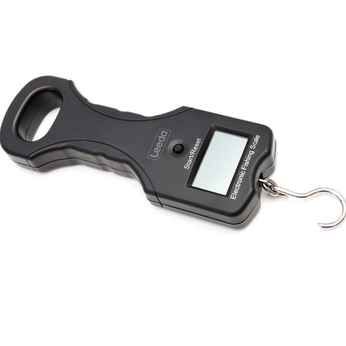 Leeda fishing weighing scales - weighing,