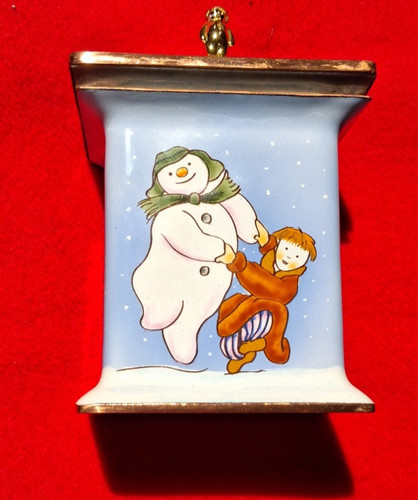 Border fine arts lidded pot
