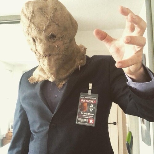 Scarecrow mask with - with, badge