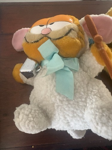 Garfield sheep plush - sheep,