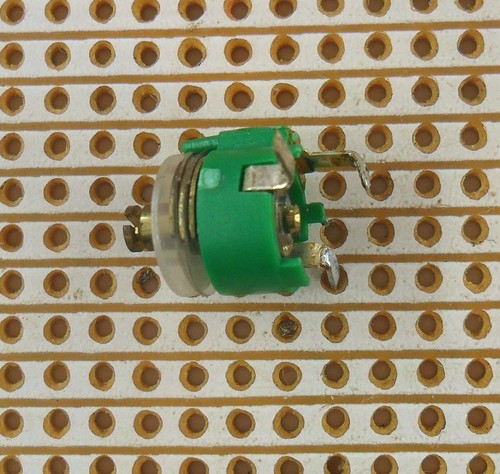 Variable capacitor 25pf - variable,