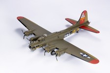 1/72 B-17 FLYING FORTRESS USAF