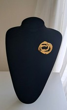 YVES SAINT LAURENT YSL