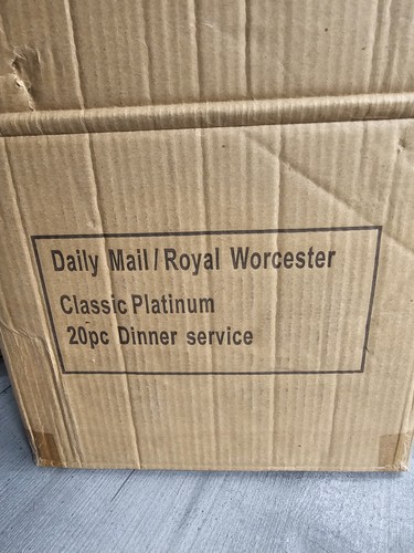 Royal worcester 20pc dinner - royal,