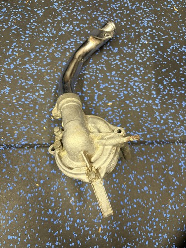 Honda cbr1000f sc24 water pump - honda,