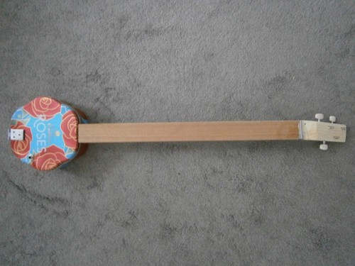 String cigar box - 3,