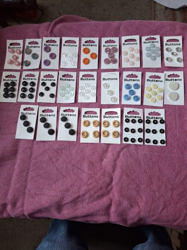 Job lot buttons various - buttons,
