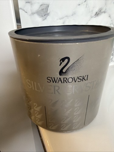 Swarovski dolphin wave - on,