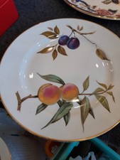 Royal Worcester Evesham vale Rim Oven to Table 25cm Dinner Plates