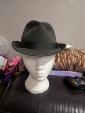 DUNN & CO VINTAGE GREEN FELT