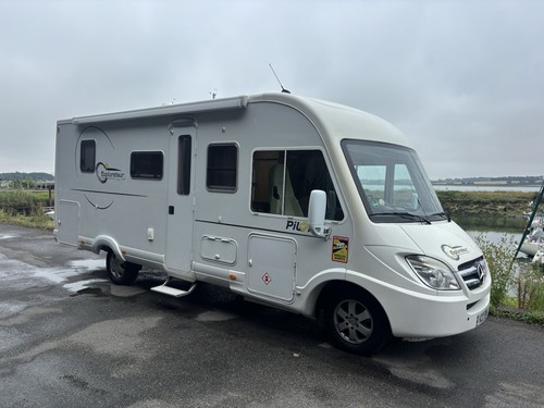 Mercedes benz motorhome - mercedes-benz,