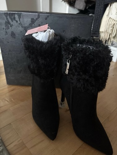 Moda pelle black fur - fur, trim