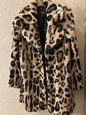 Bebe Faux  Fur Coat Animal Cheetah Leopard Print Fully Lined Pockets NWT - Small
